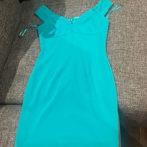 Gianni Bini green dress only wore once! Bought in Dillards